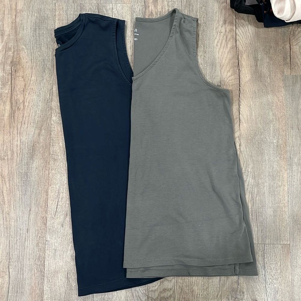 Lot of 2 J.Jill Pima Cotton Tank Tops Sz M Sleeveless Navy Green